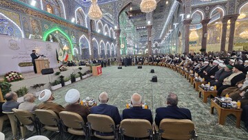 تصاویر/ هم اکنون؛ برگزاری کنگره میرزای نائینی در حرم امام حسین علیه السلام