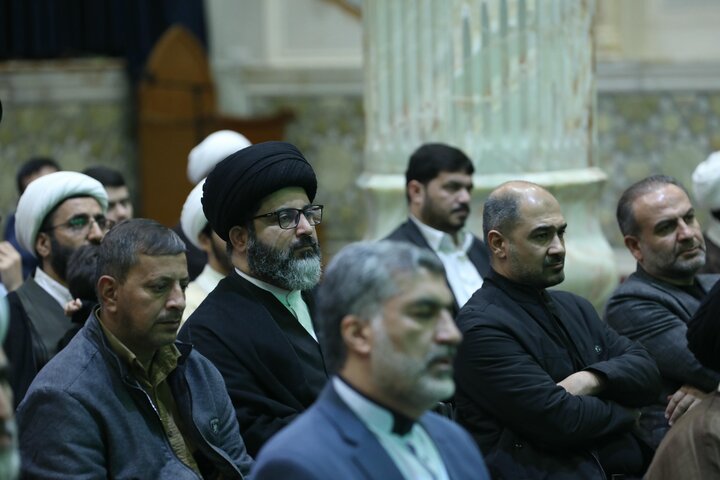 تصاویر دیدار مدیر حوزه های علمیه با طلاب و روحانیون ایرانی مقیم نجف اشرف