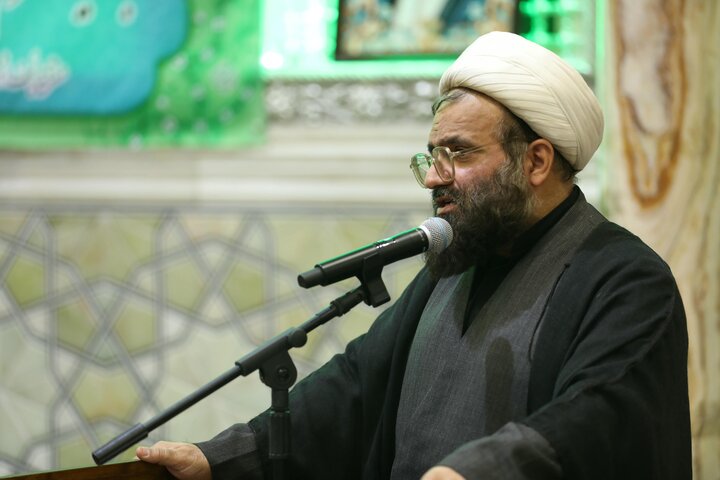 تصاویر دیدار مدیر حوزه های علمیه با طلاب و روحانیون ایرانی مقیم نجف اشرف