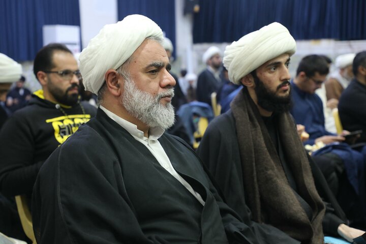 تصاویر دیدار مدیر حوزه های علمیه با طلاب و روحانیون ایرانی مقیم نجف اشرف