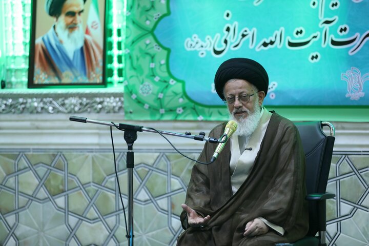 تصاویر دیدار مدیر حوزه های علمیه با طلاب و روحانیون ایرانی مقیم نجف اشرف