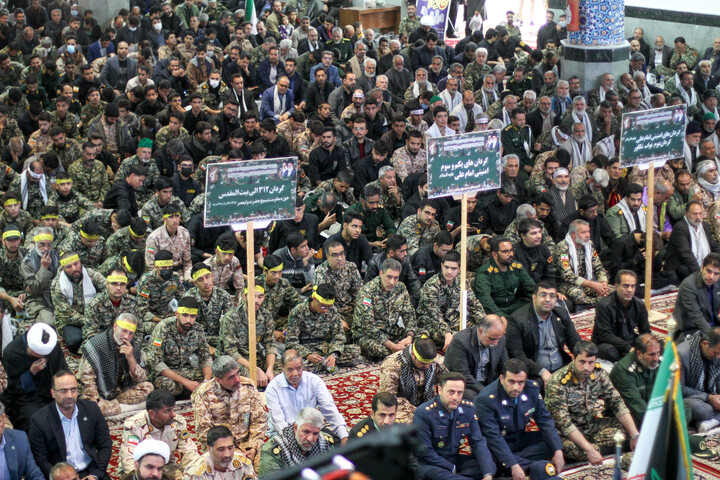 اجتماع بزرگ بسیجیان در مصلی المهدی بیرجند