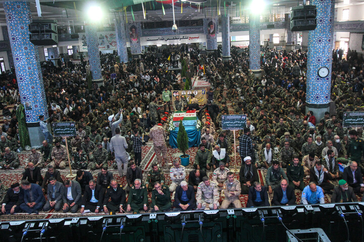 اجتماع بزرگ بسیجیان در مصلی المهدی بیرجند