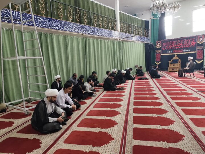 تصاویر/برگزاری مراسم شنبه های قرآنی در مدرسه علمیه نورآباد