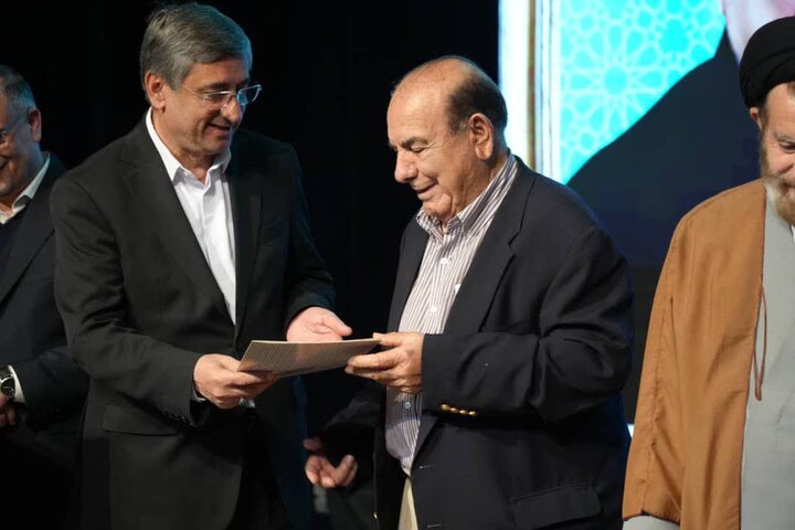 آیین نکوداشت پروفسور سکندر امان الهی بهاروند در خرم‌آباد
