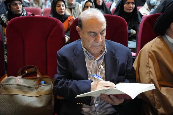 آیین نکوداشت پروفسور سکندر امان الهی بهاروند در خرم‌آباد
