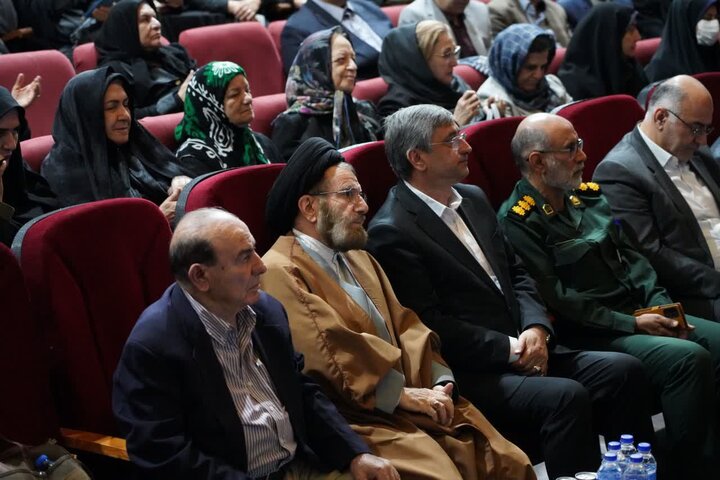 آیین نکوداشت پروفسور سکندر امان الهی بهاروند در خرم‌آباد
