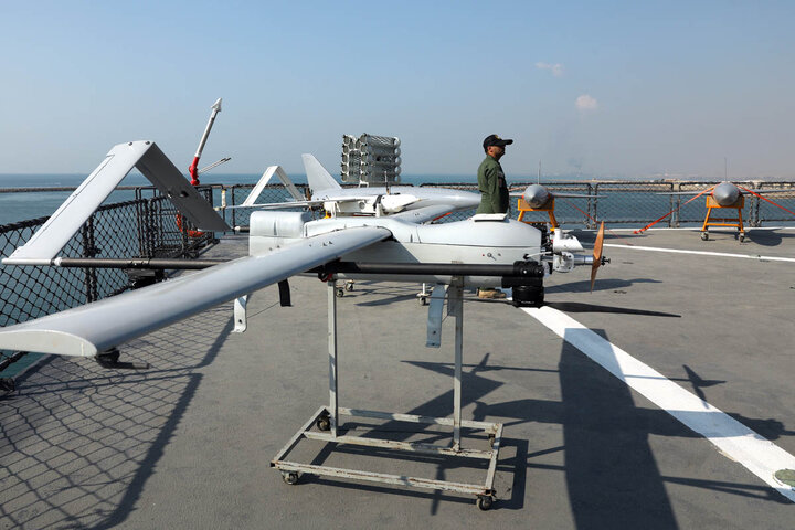 تصاویر/  رونمایی از پایگاه شناوری «کردستان» و الحاق ناوشکن «سهند