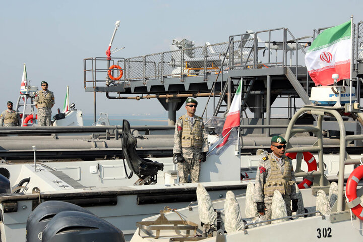 تصاویر/  رونمایی از پایگاه شناوری «کردستان» و الحاق ناوشکن «سهند