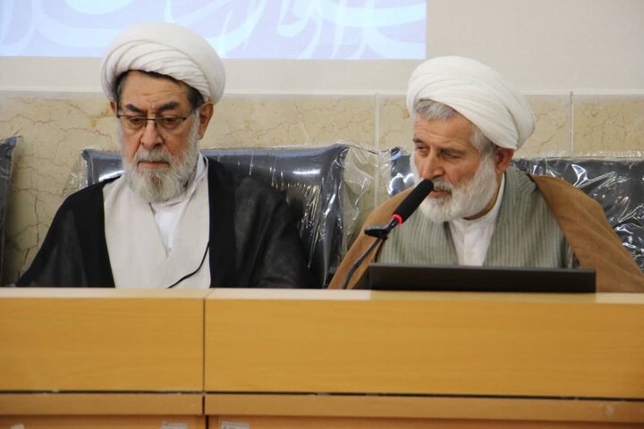 تصاویر|  نخستین جلسه هم‌افزایی اساتید اخلاق حوزه علمیه اصفهان