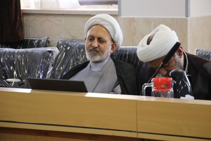تصاویر|  نخستین جلسه هم‌افزایی اساتید اخلاق حوزه علمیه اصفهان