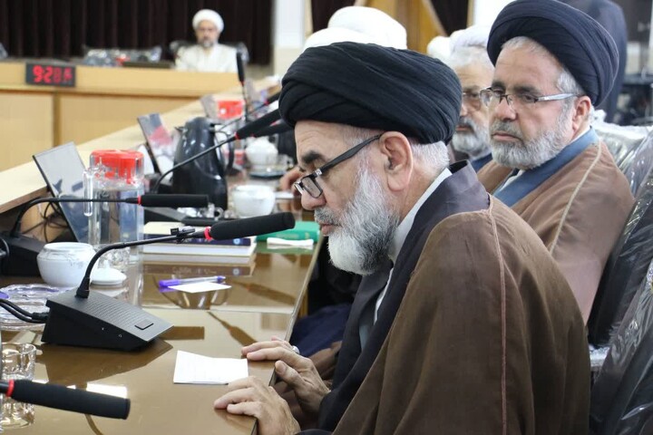 تصاویر|  نخستین جلسه هم‌افزایی اساتید اخلاق حوزه علمیه اصفهان