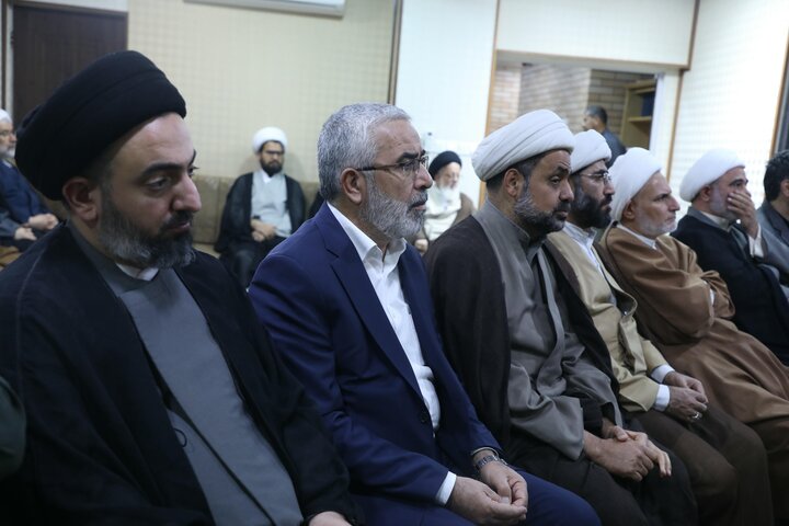دیدار آیت الله اعرافی با برخی از اساتید حوزه علمیه نجف اشرف