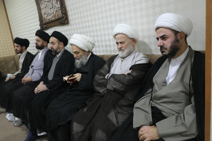 دیدار آیت الله اعرافی با برخی از اساتید حوزه علمیه نجف اشرف