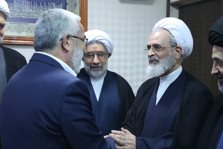 دیدار آیت الله اعرافی با برخی از اساتید حوزه علمیه نجف اشرف