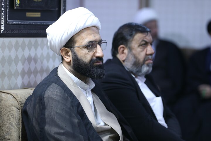 دیدار آیت الله اعرافی با برخی از اساتید حوزه علمیه نجف اشرف