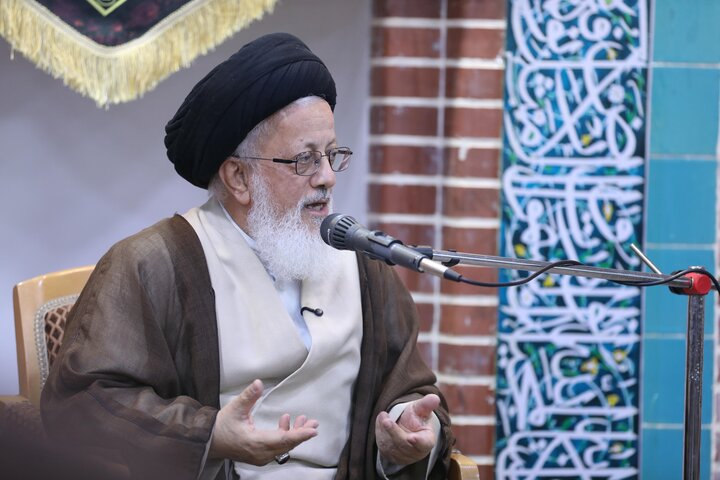 دیدار آیت الله اعرافی با برخی از اساتید حوزه علمیه نجف اشرف