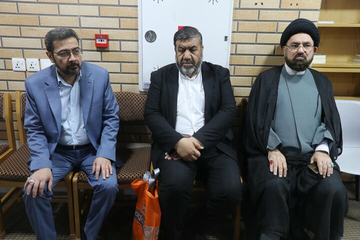 دیدار آیت الله اعرافی با برخی از اساتید حوزه علمیه نجف اشرف