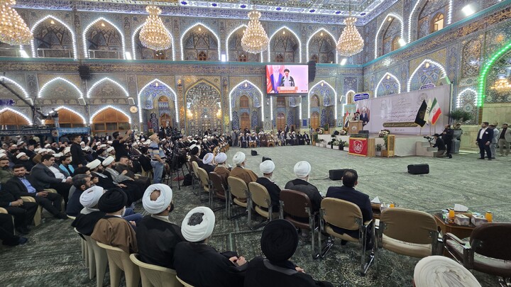 تصاویر/ هم اکنون برگزاری کنگره میرزای نائینی در حرم امام حسین علیه السلام