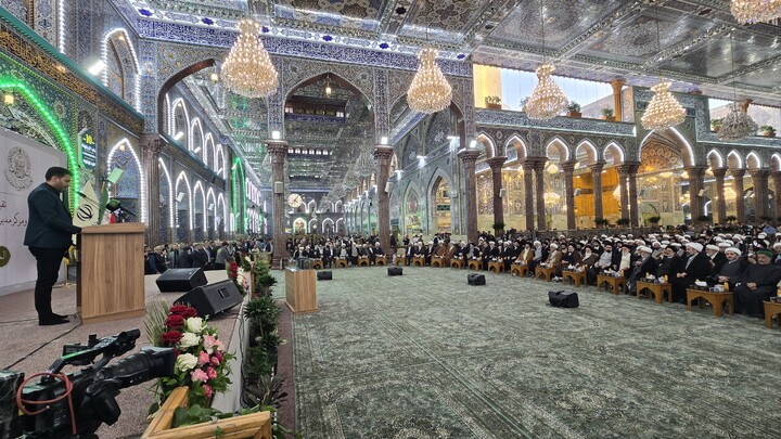 تصاویر/ هم اکنون برگزاری کنگره میرزای نائینی در حرم امام حسین علیه السلام