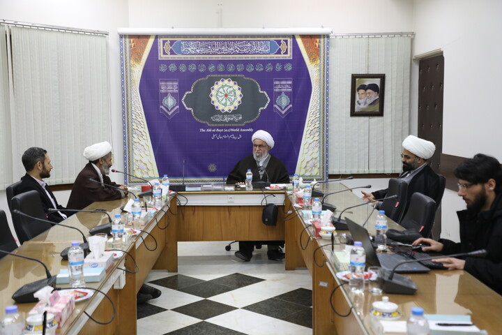 تصاویر / دیدار اعضای برگزاری همایش ملی بزرگداشت آیت‌الله یزدی با استاد رمضانی