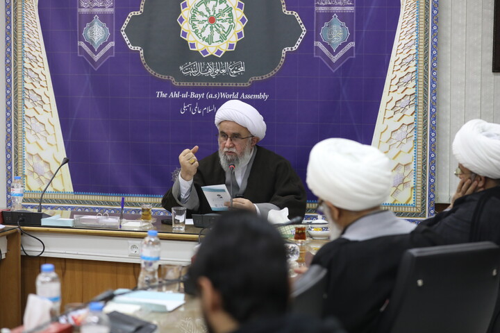 تصاویر / دیدار اعضای برگزاری همایش ملی بزرگداشت آیت‌الله یزدی با استاد رمضانی