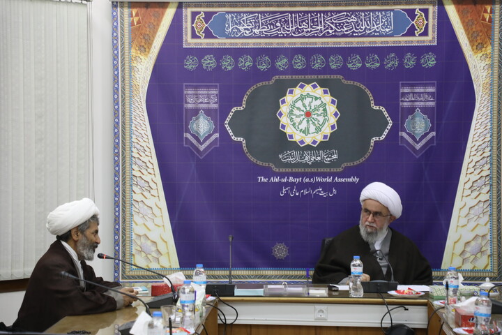 تصاویر / دیدار اعضای برگزاری همایش ملی بزرگداشت آیت‌الله یزدی با استاد رمضانی