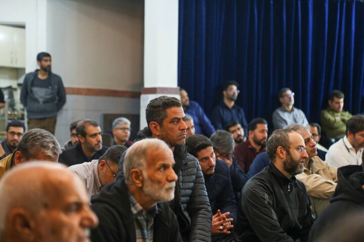 درس اخلاق در مسجد حضرت ولیعصر(عج) محله مدائن تهران
