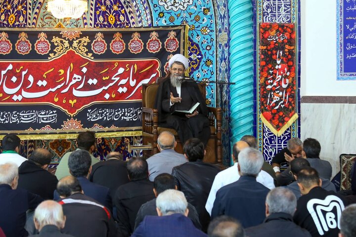 درس اخلاق در مسجد حضرت ولیعصر(عج) محله مدائن تهران
