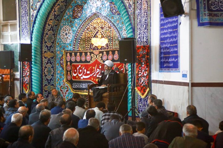 درس اخلاق در مسجد حضرت ولیعصر(عج) محله مدائن تهران
