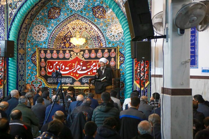 درس اخلاق در مسجد حضرت ولیعصر(عج) محله مدائن تهران
