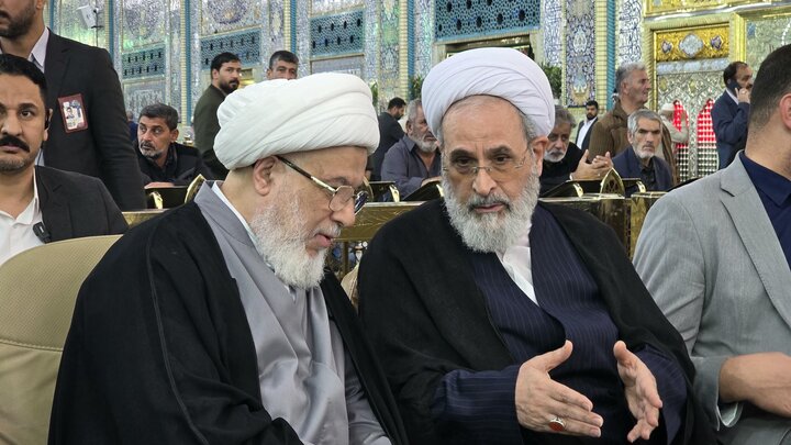 تصاویر/ برگزاری کنگره بین المللی میرزای نائینی در حرم امام حسین علیه السلام کربلای معلی (1)