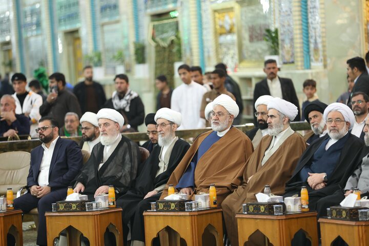 تصاویر/ برگزاری کنگره بین المللی میرزای نائینی در حرم امام حسین علیه السلام کربلای معلی (1)