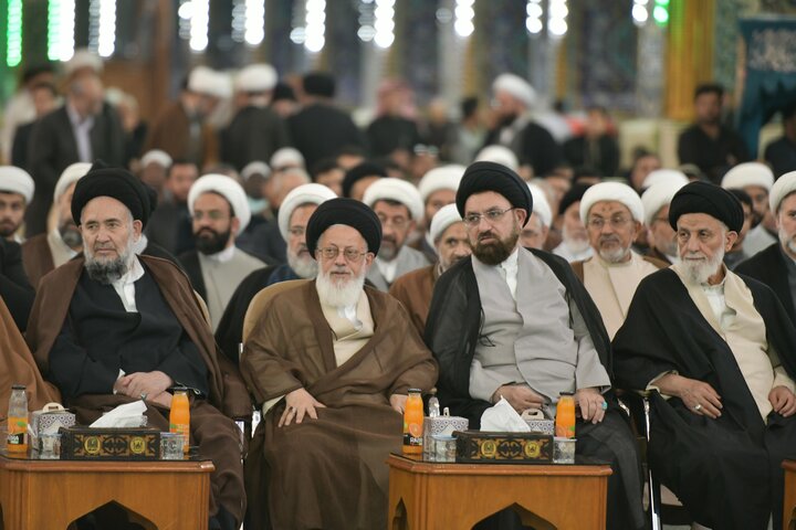 تصاویر/ برگزاری کنگره بین المللی میرزای نائینی در حرم امام حسین علیه السلام کربلای معلی (1)