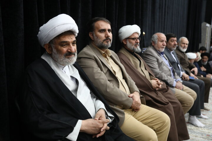 تصاویر/ محفل انس با قرآن با حضور جامعه قرآنی استان قم