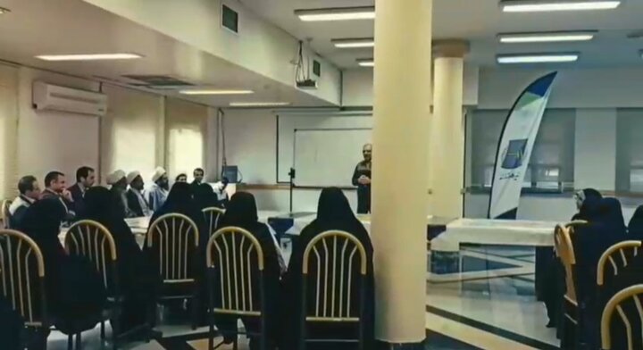 تصاویر/بازدید از نیروگاه حرارتی شازند توسط طلاب اراکی