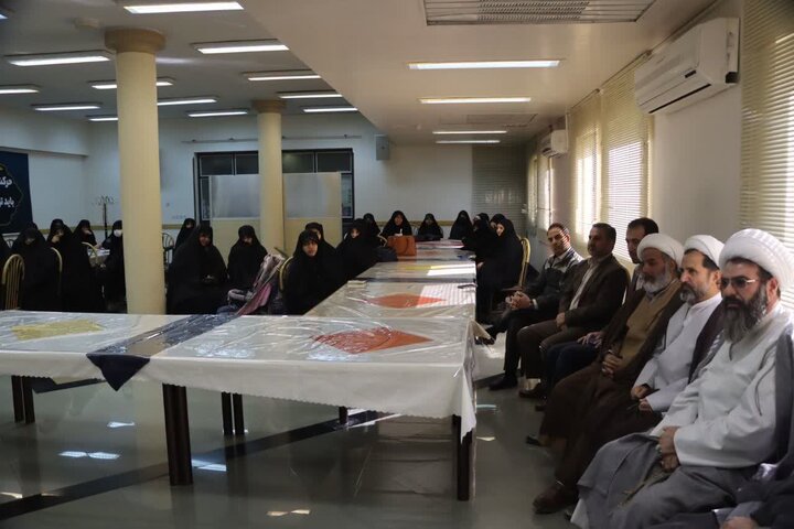 تصاویر/بازدید از نیروگاه حرارتی شازند توسط طلاب اراکی