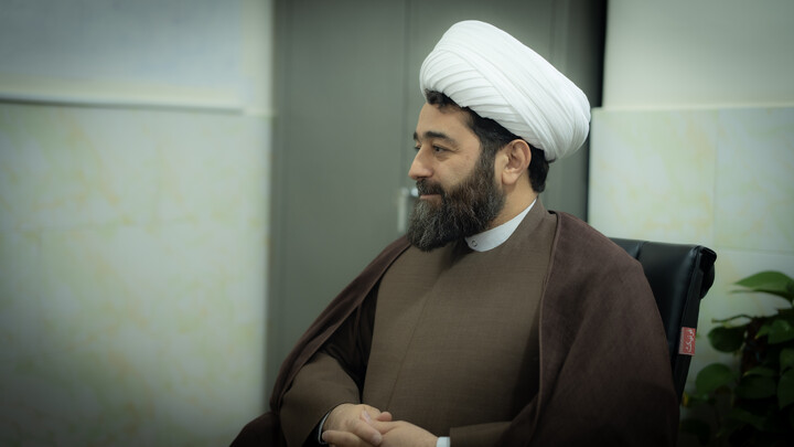 نشست بصیرتی سیاسی در مدرسه علمیه امام صادق علیه السلام (مدرسه آقا)