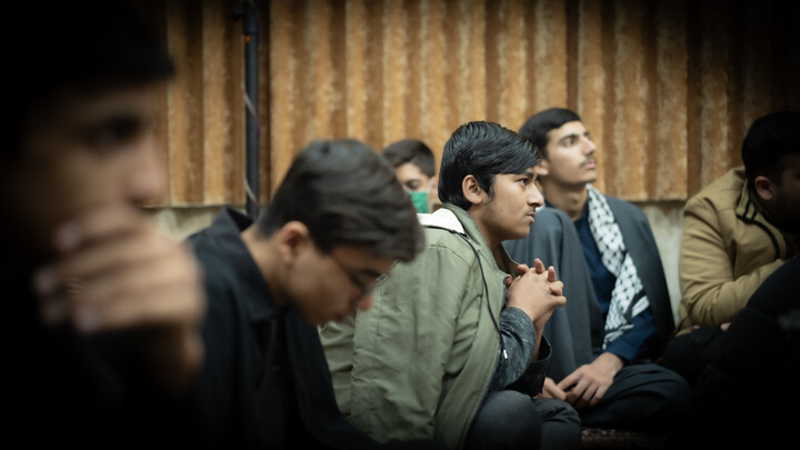 نشست بصیرتی سیاسی در مدرسه علمیه امام صادق علیه السلام (مدرسه آقا)