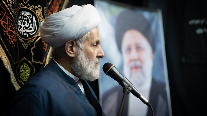 نشست بصیرتی سیاسی در مدرسه علمیه امام صادق علیه السلام (مدرسه آقا)