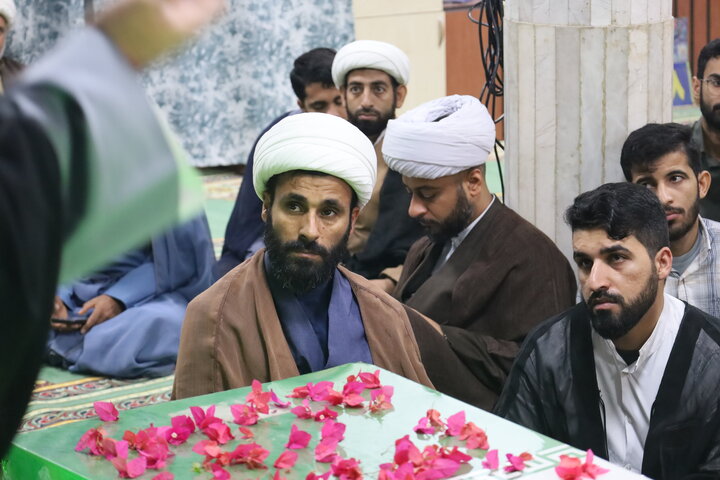 تصاویر/ آیین استقبال و تشیع پیکر مطهر شهید گمنام طلاب مدرسه علمیه النبی (ص) بندرعباس