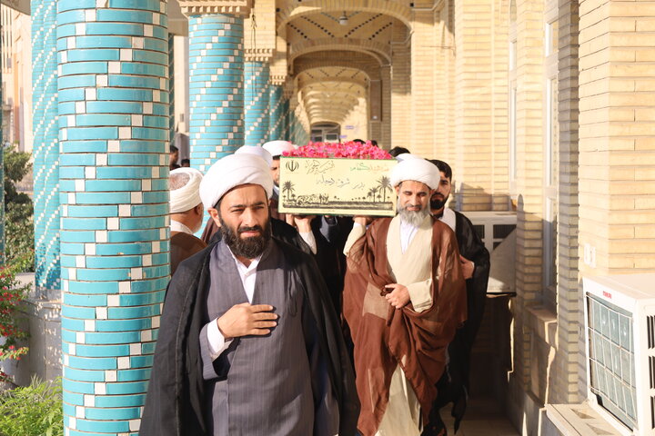 تصاویر/ آیین استقبال و تشیع پیکر مطهر شهید گمنام طلاب مدرسه علمیه النبی (ص) بندرعباس