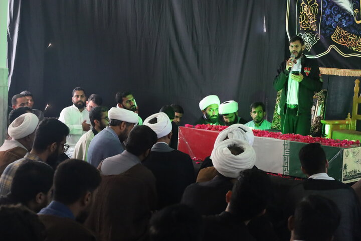تصاویر/ آیین استقبال و تشیع پیکر مطهر شهید گمنام طلاب مدرسه علمیه النبی (ص) بندرعباس