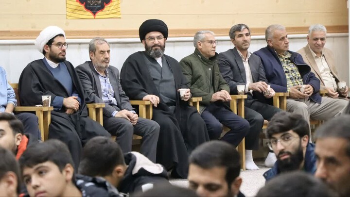 تصاویر | دیدار نماینده ولی فقیه در استان زنجان با اعضای پایگاه ۴۰ شهدا