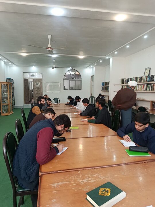 تصاویر/ کارگاه مهارت‌های پژوهشی روش تحقیق مدرسه علمیه امیرالمومنین(ع) آران و بیدگل