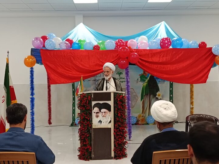 تصاویر/افتتاح مدرسه متوسطه اول«المهدی»در اراک با حضور نماینده ولی فقیه در استان مرکزی