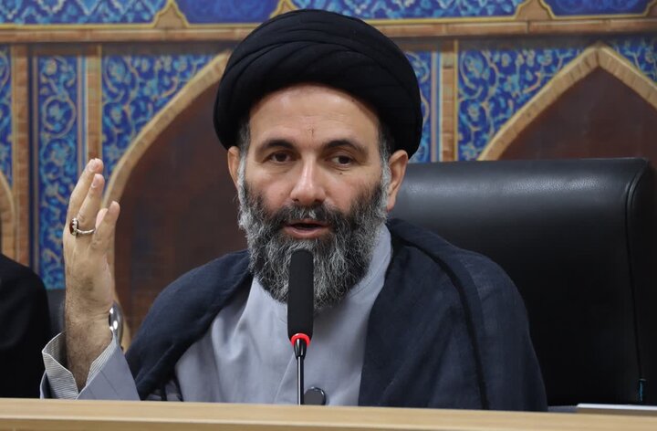 تصاویر / دوره توانمندسازی ائمه جمعه و امامان محله استان قزوین با حضور امام جمعه قزوین در شهر مقدس قم