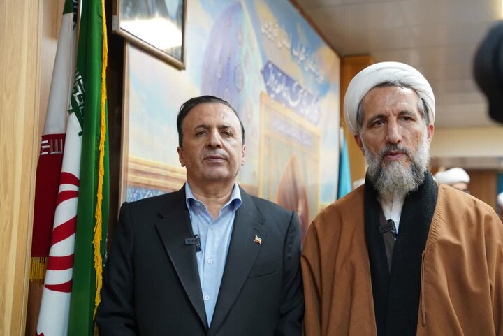 تصاویر / دوره توانمندسازی ائمه جمعه و امامان محله استان قزوین با حضور امام جمعه قزوین در شهر مقدس قم