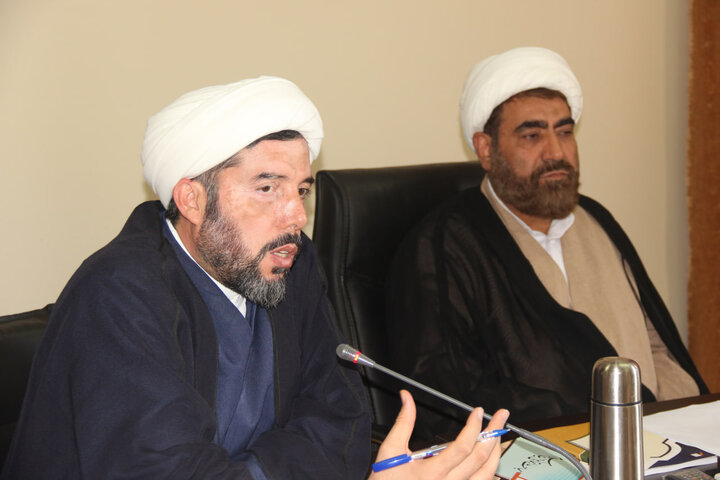 تصاویر / دیدار مدیر مرکز متون ن منابع درسی حوزه های علمیه کشور با مدیر واساتید حوزه علمیه قزوین