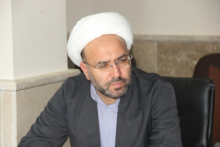 تصاویر / دیدار مدیر مرکز متون ن منابع درسی حوزه های علمیه کشور با مدیر واساتید حوزه علمیه قزوین